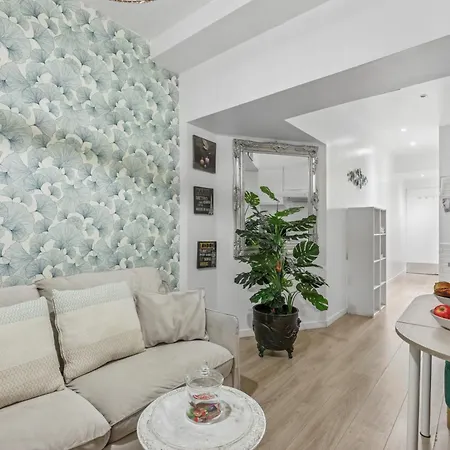 Gambetta Residences Centre Apartment *